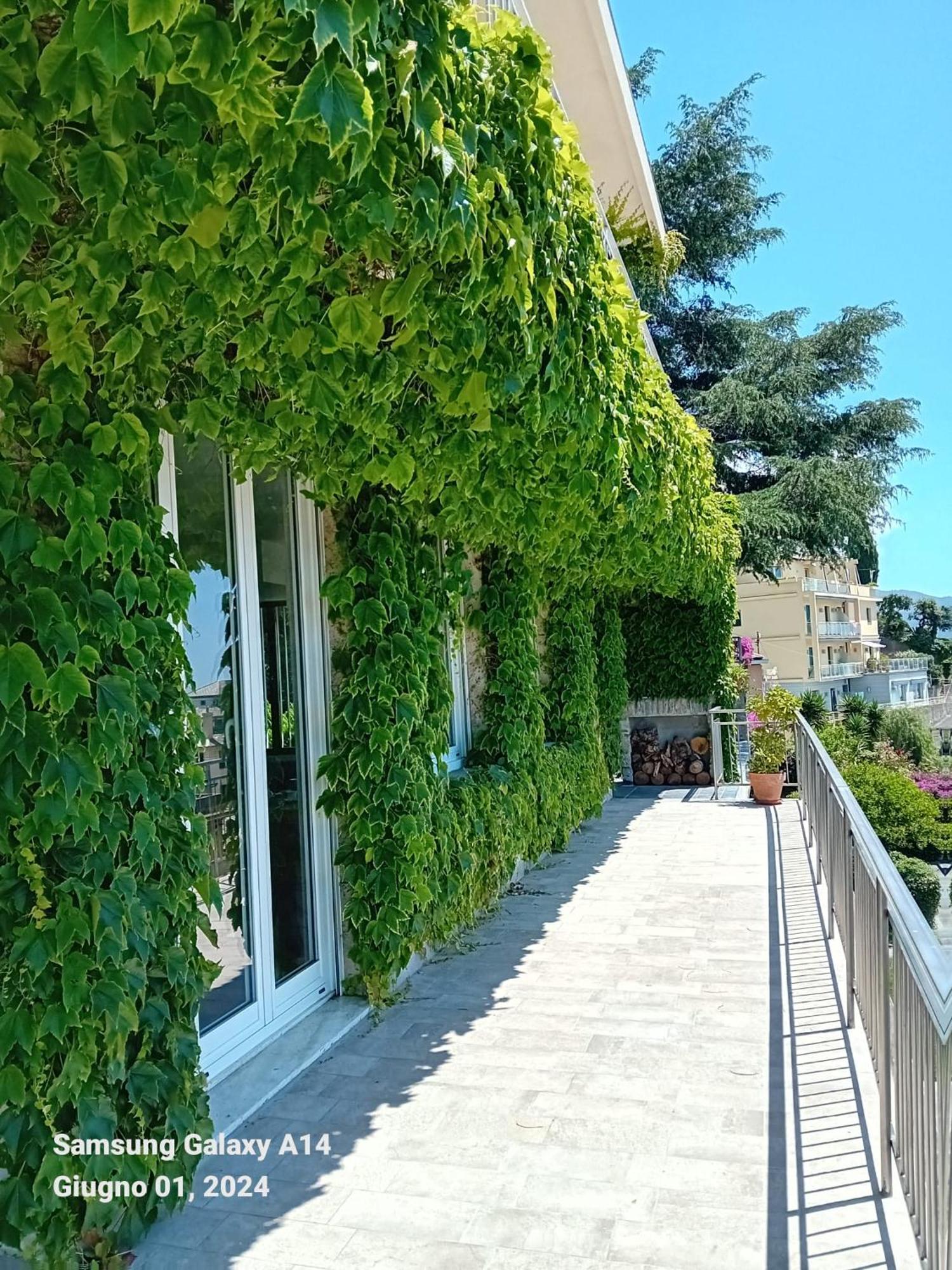Shiverty Frühstückspension Pieve Ligure